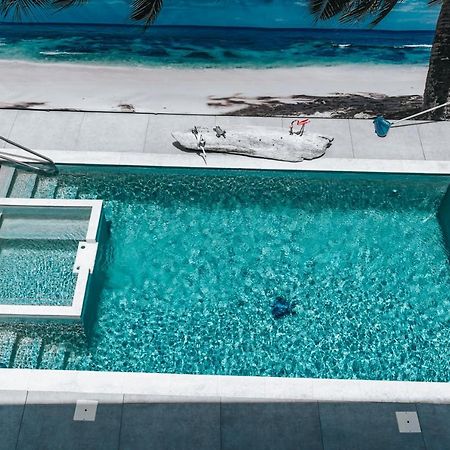 Gray Door Apartments - Adults Only Palm Beach Extérieur photo
