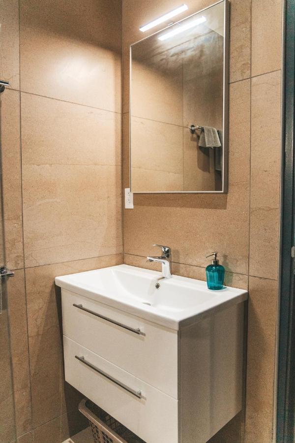 Gray Door Apartments - Adults Only Palm Beach Extérieur photo
