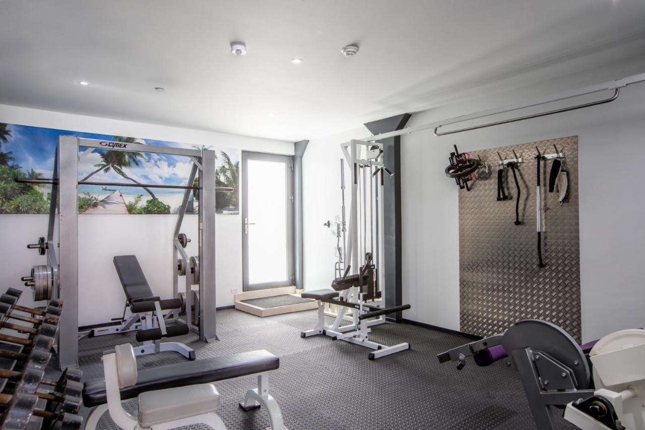 Gray Door Apartments - Adults Only Palm Beach Extérieur photo