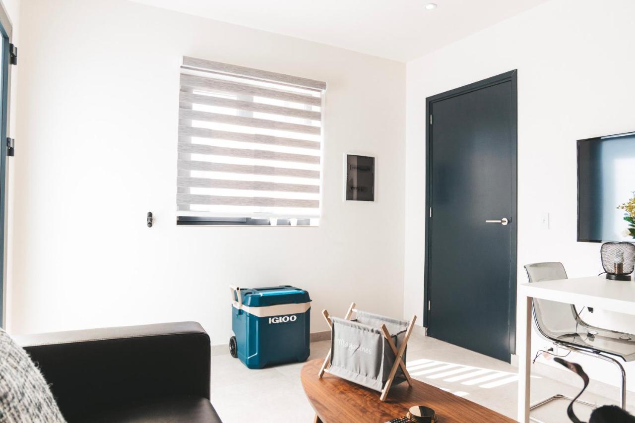 Gray Door Apartments - Adults Only Palm Beach Extérieur photo