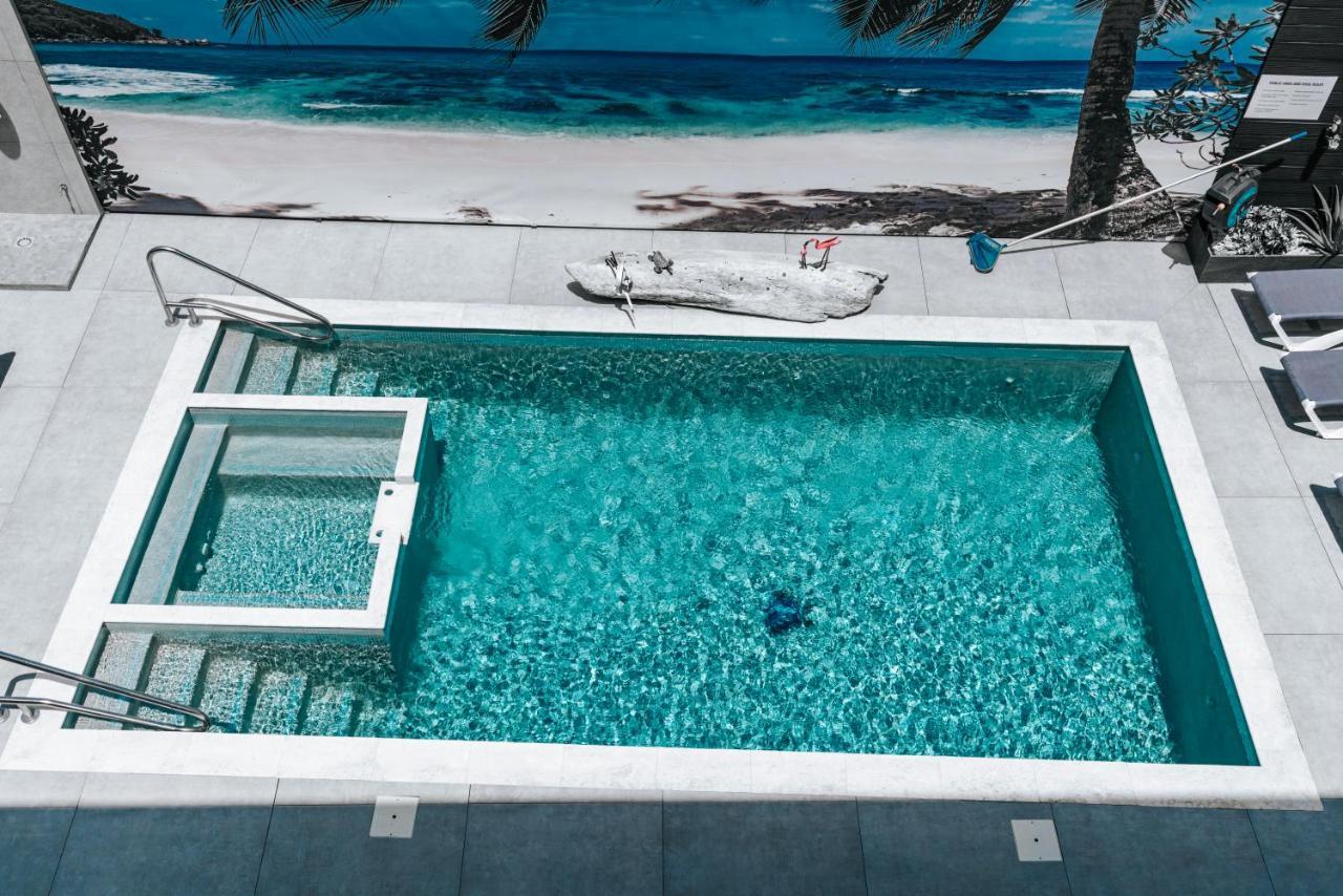 Gray Door Apartments - Adults Only Palm Beach Extérieur photo