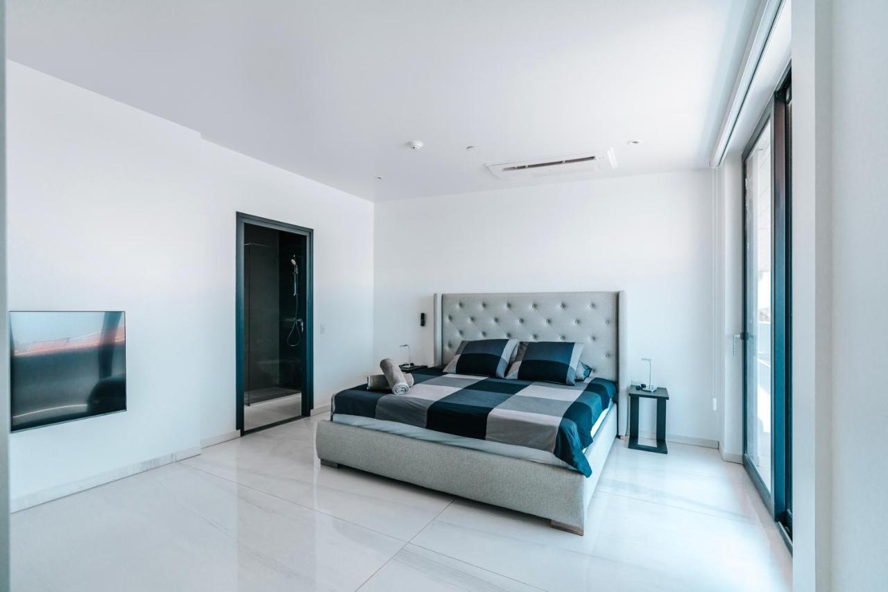 Gray Door Apartments - Adults Only Palm Beach Extérieur photo